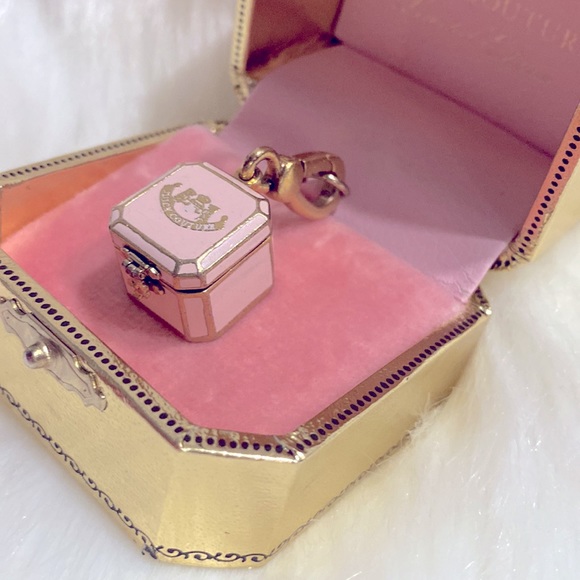 Juicy Couture Jewelry Box With CZ Heart Diamond Charm Like New - Picture 8 of 13